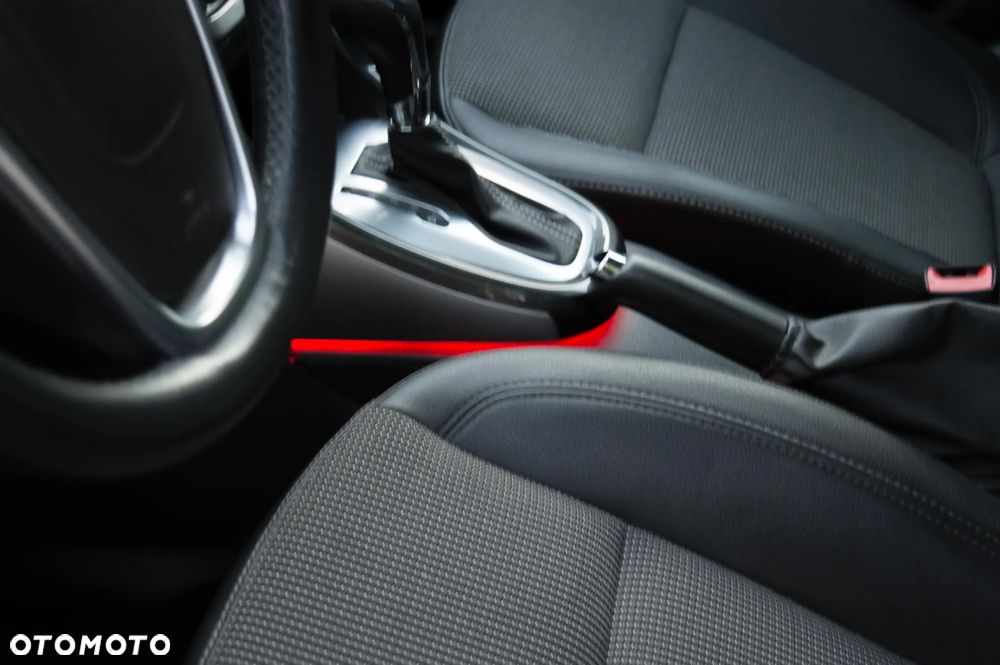 Opel Astra 1.4 Turbo Automatik Exklusiv - 23