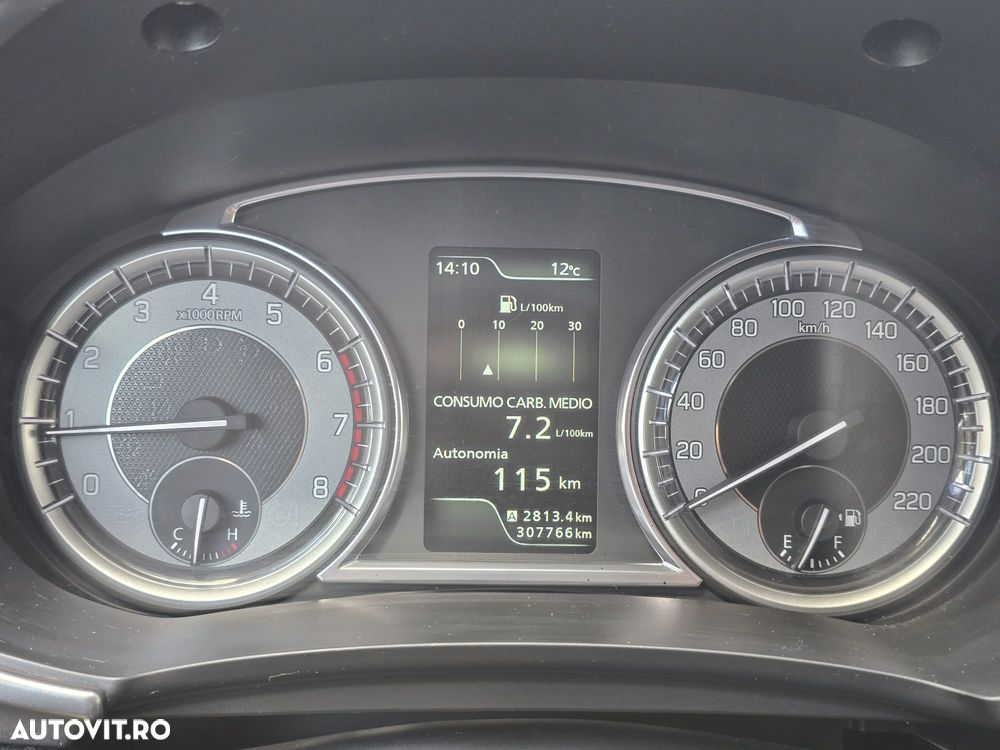 Suzuki Vitara 1.0 Passion - 9