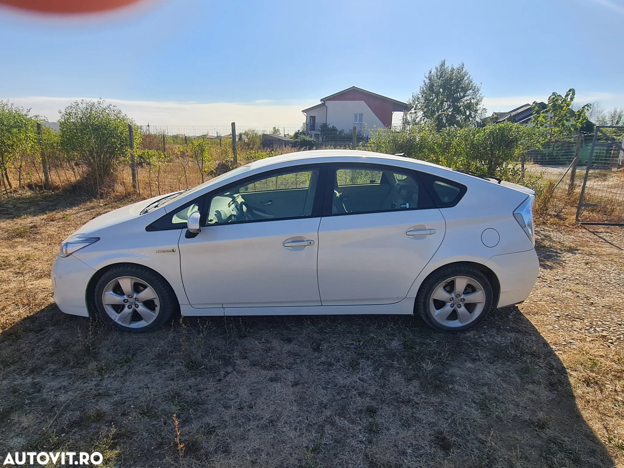 Toyota Prius Sol Plus - 3