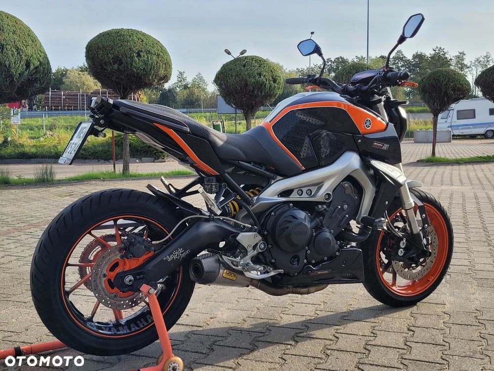 Yamaha MT - 18
