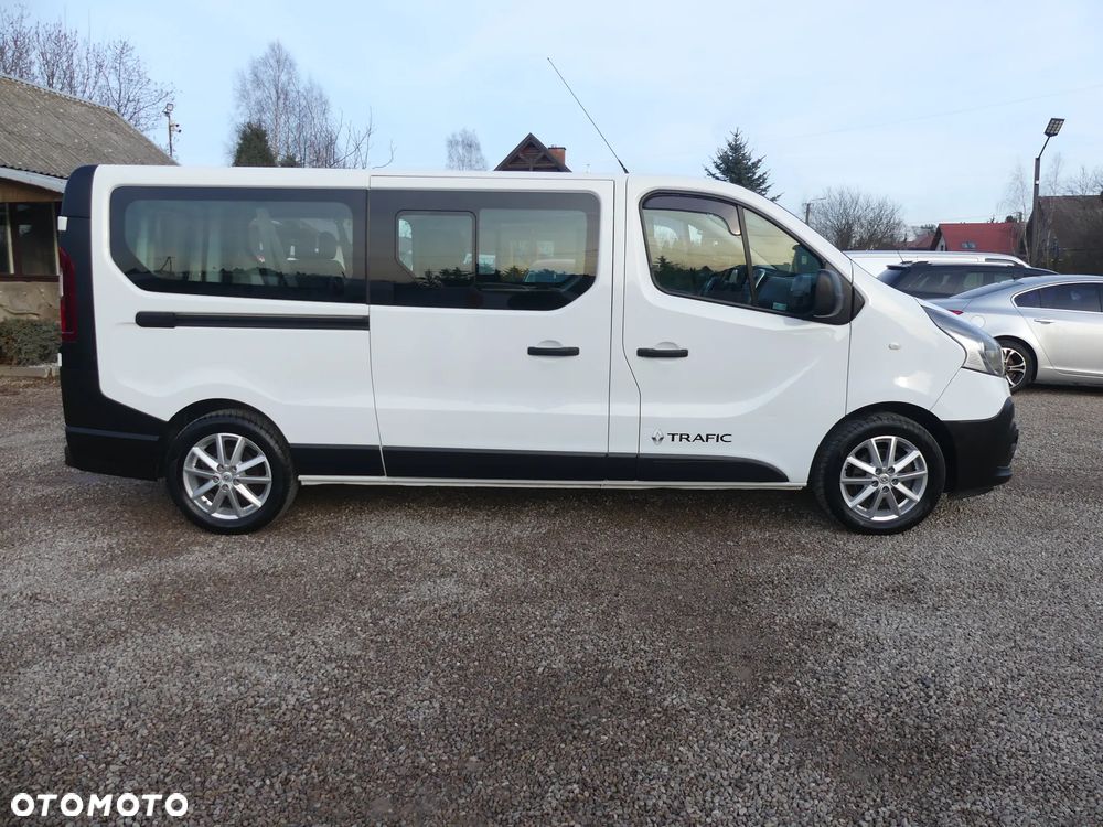Renault Trafic Grand Passenger 3,0t Pack Clim - 32