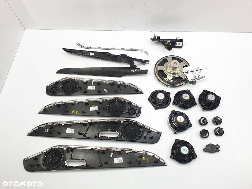 GŁOŚNIKI ZESTAW MERCEDES C W205 4MATIC BURMESTER - 5