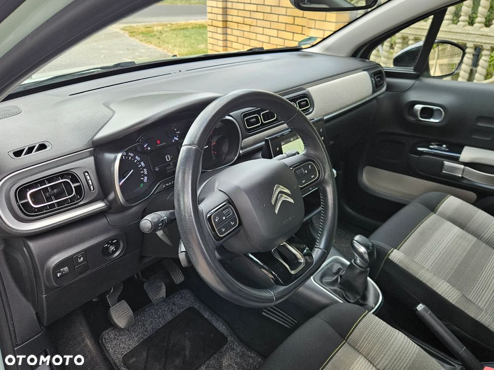 Citroën C3 1.2 PureTech Shine - 23