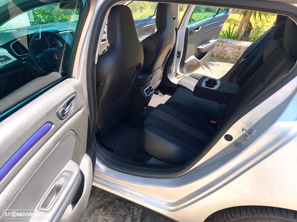 Renault Mégane Sport Tourer 1.5 dCi GT Line - 35