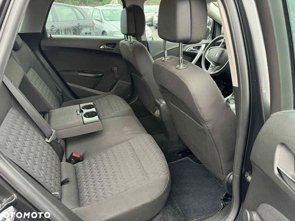 Opel Astra 1.7 CDTI Cosmo - 17