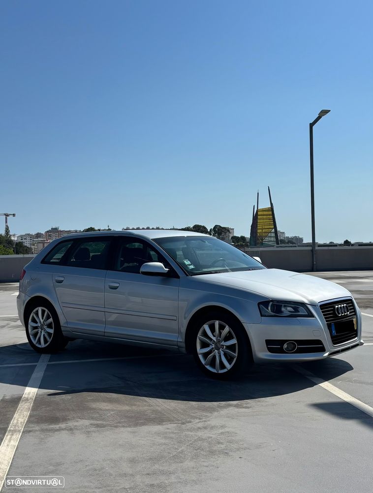 Audi A3 Sportback 1.6 TDI Attraction - 5