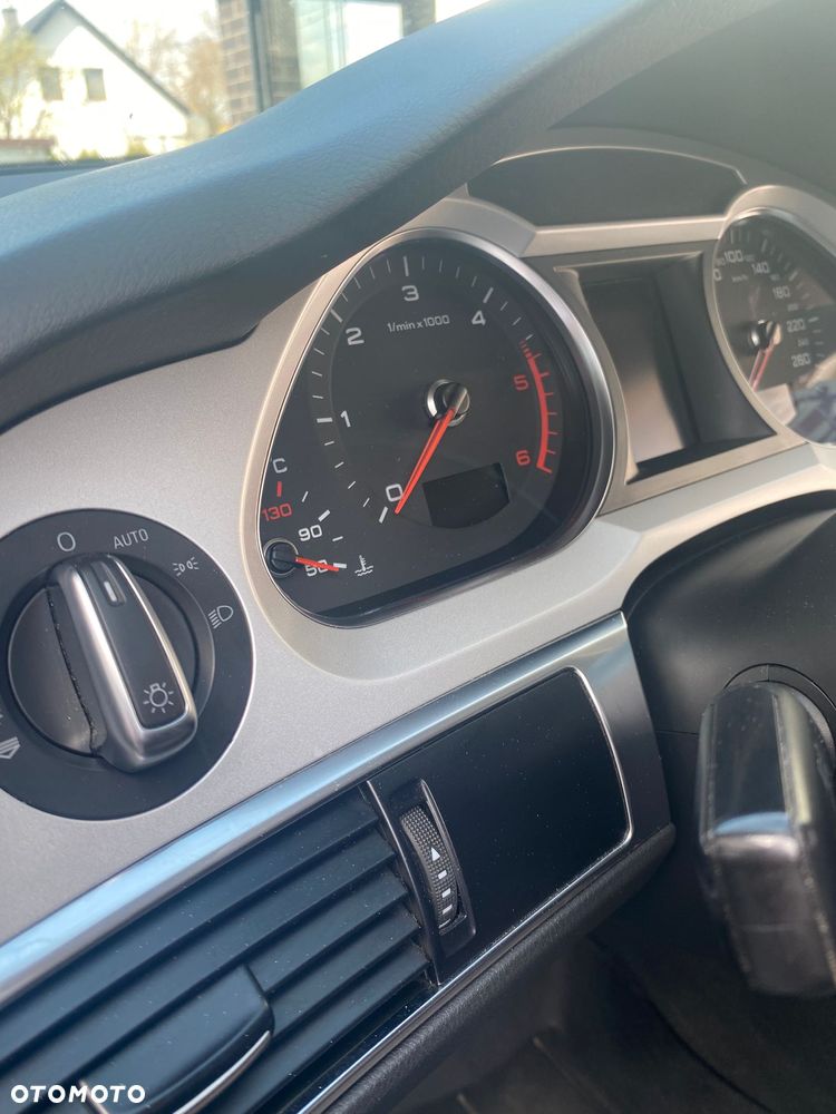 Audi A6 Avant 3.0 TDI DPF quattro tiptronic - 12