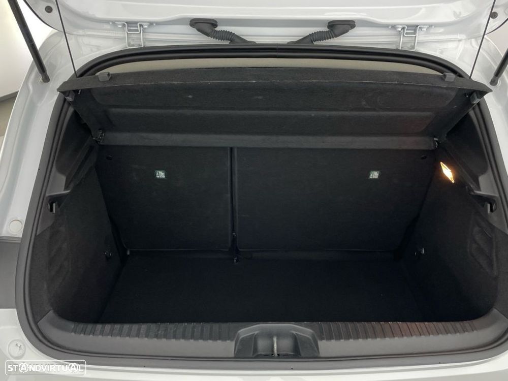 Renault Clio 1.0 TCe Evolution Bi-Fuel — fotografia 13