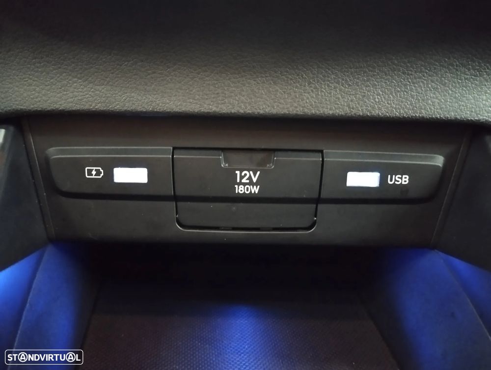 Hyundai Bayon 1.0 T-GDI Premium DCT - 32