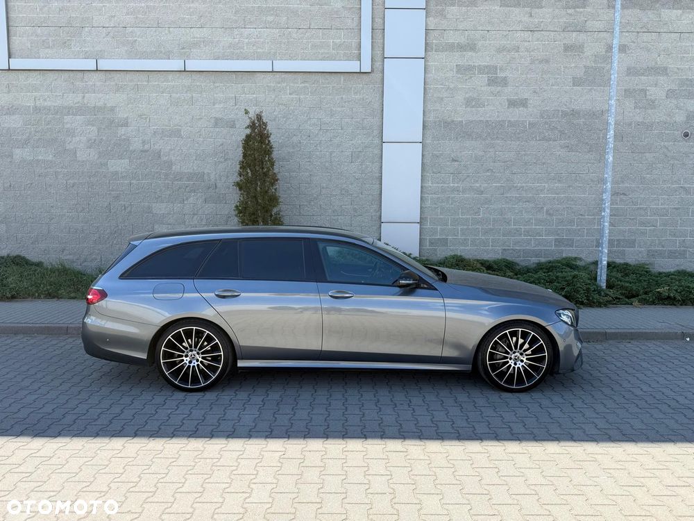 Mercedes-Benz Klasa E - 31