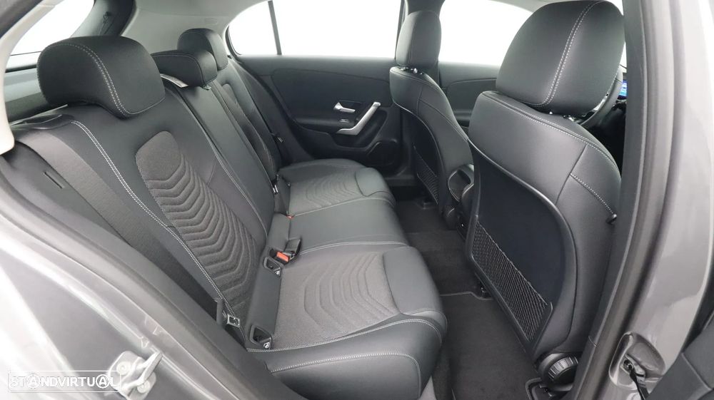 Mercedes-Benz A 200 d - 24