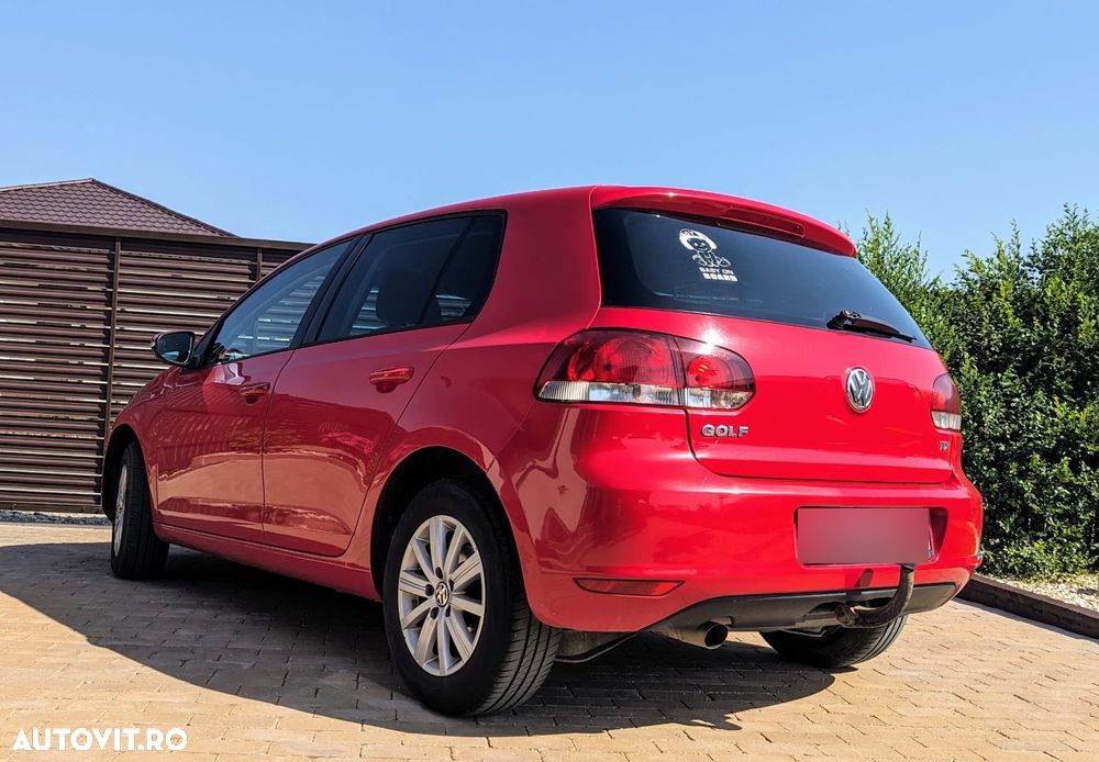 Volkswagen Golf 1.6 TDI BlueMotion Technology DPF Comfortline - 4