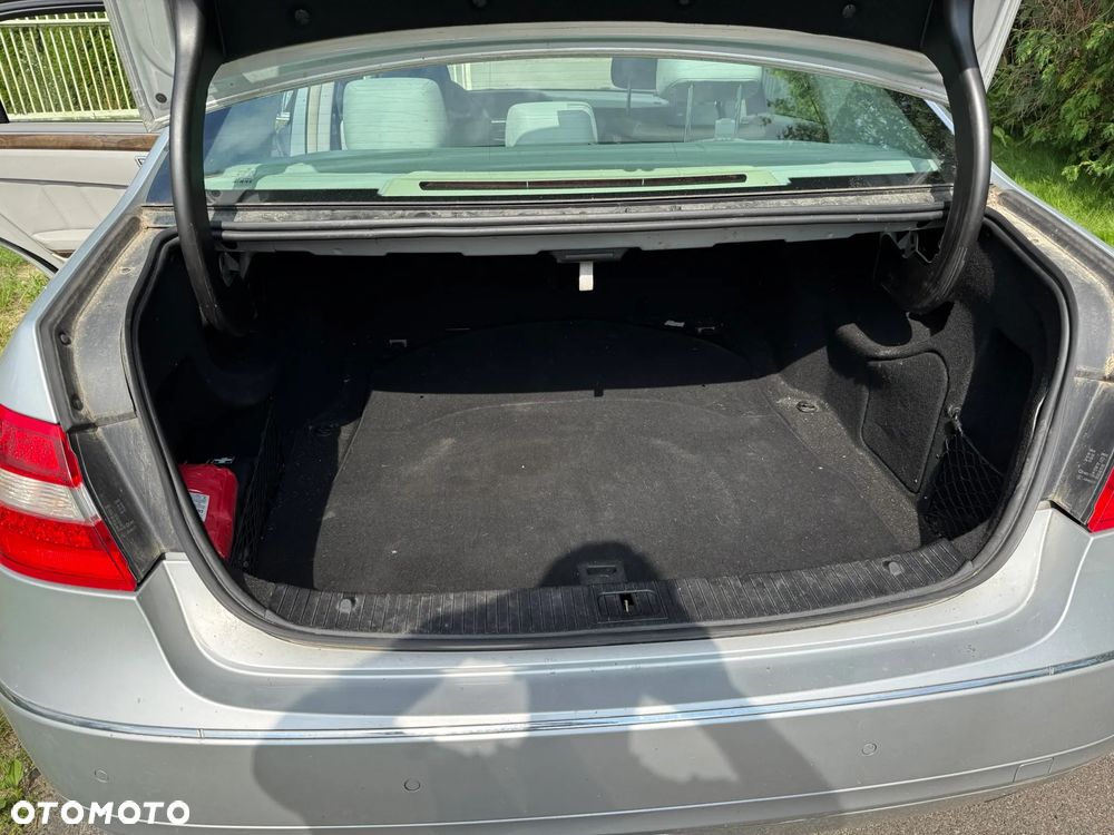 Mercedes-Benz Klasa E 350 CGI BlueEFFICIENCY 7G-TRONIC - 7
