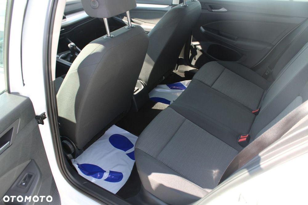 Volkswagen Golf - 14