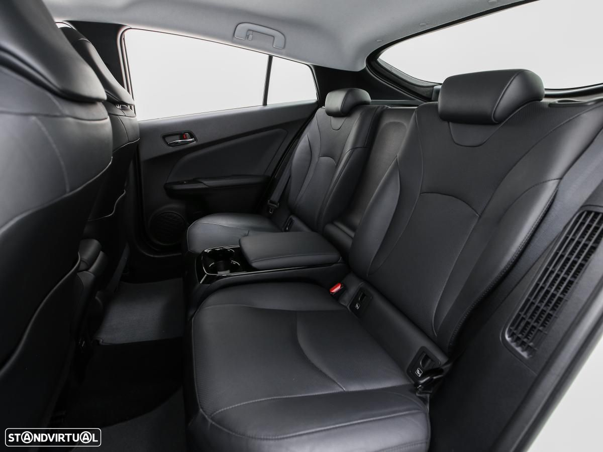 Toyota Prius - 9