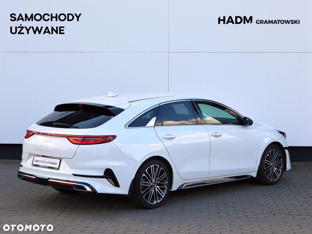 Kia ProCeed - 2