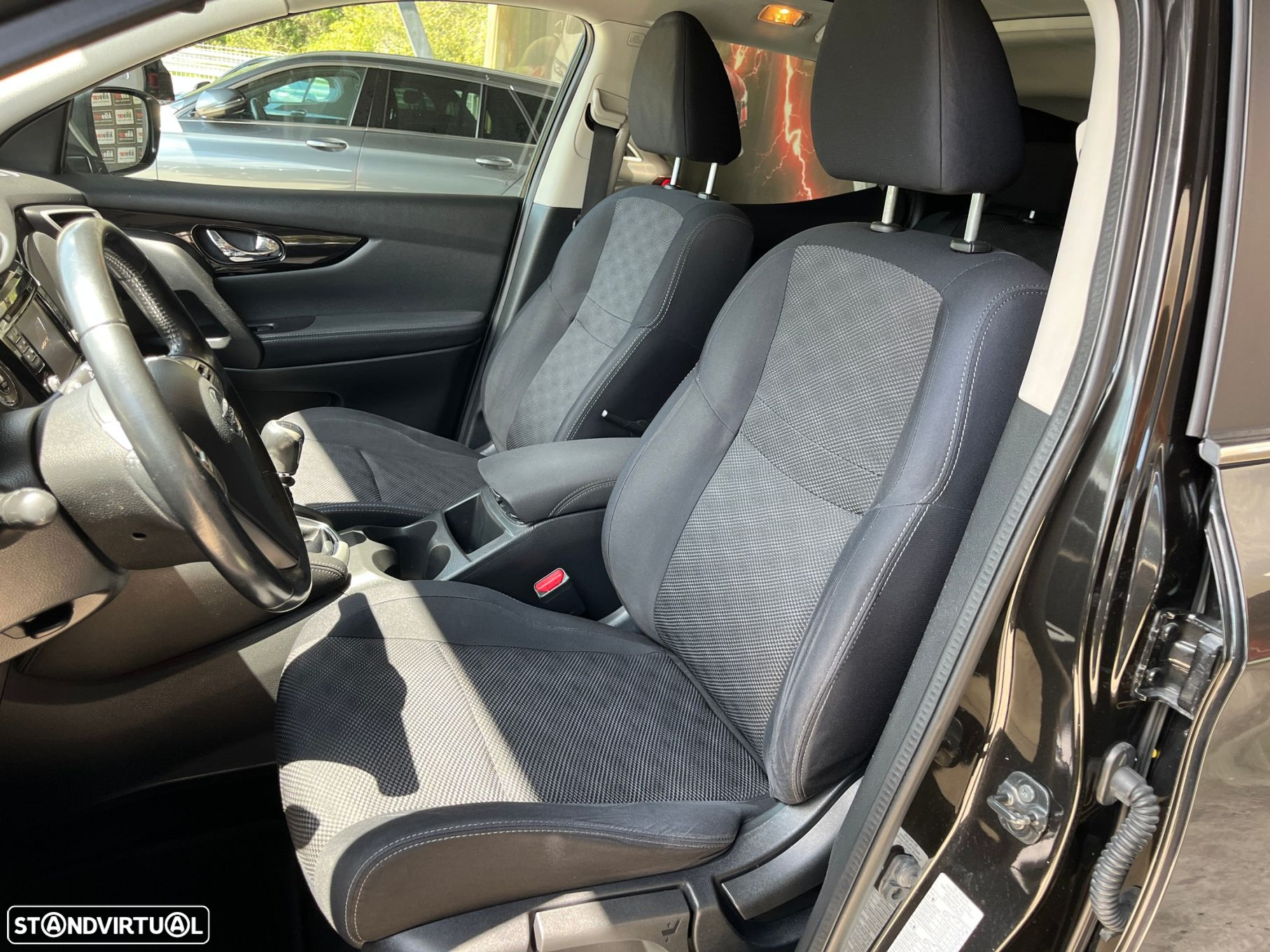 Nissan Qashqai 1.5 dCi 360 - 18