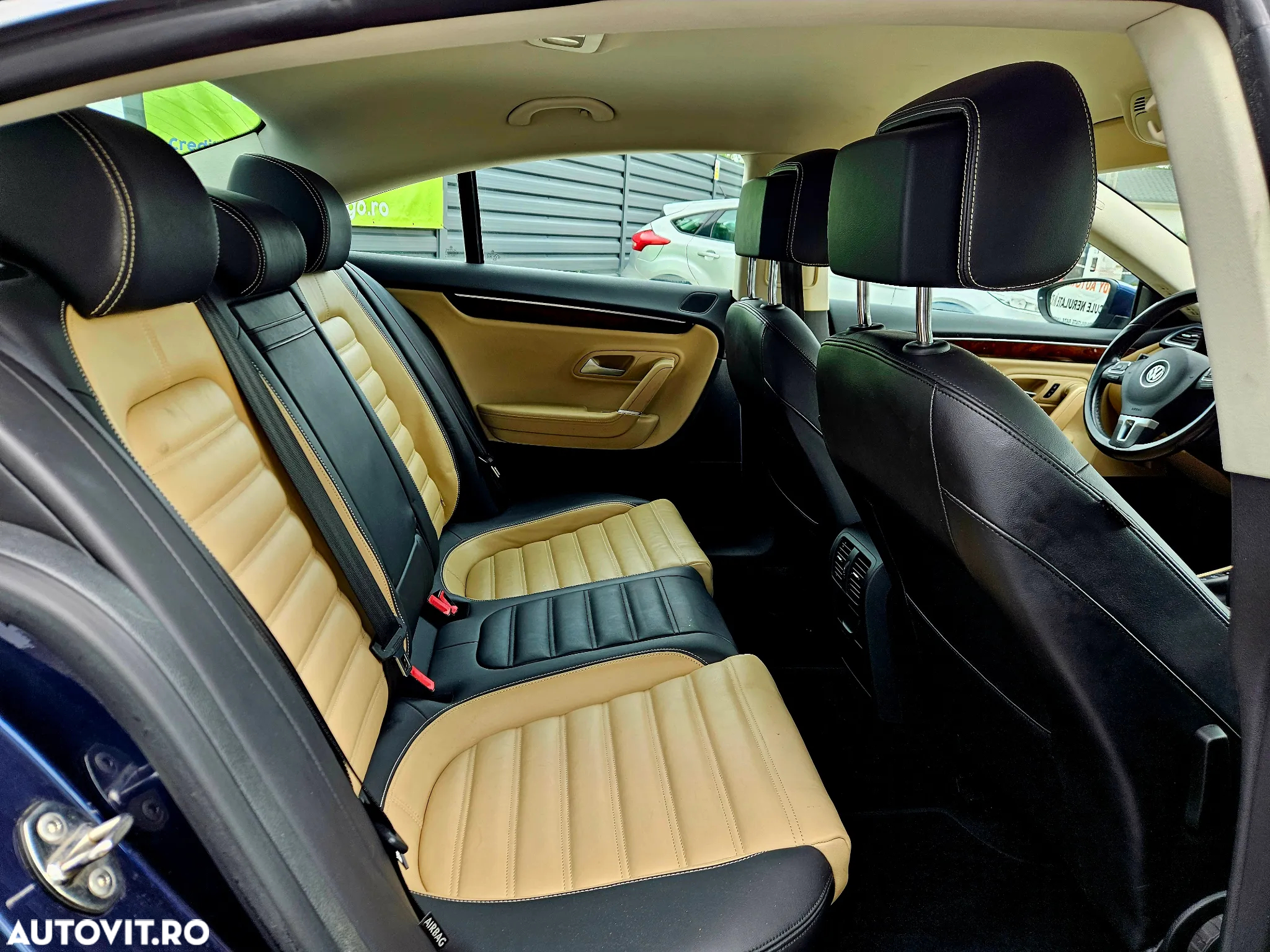 Volkswagen Passat CC 2.0 TDI BlueMotion Technology Exclusive - 16