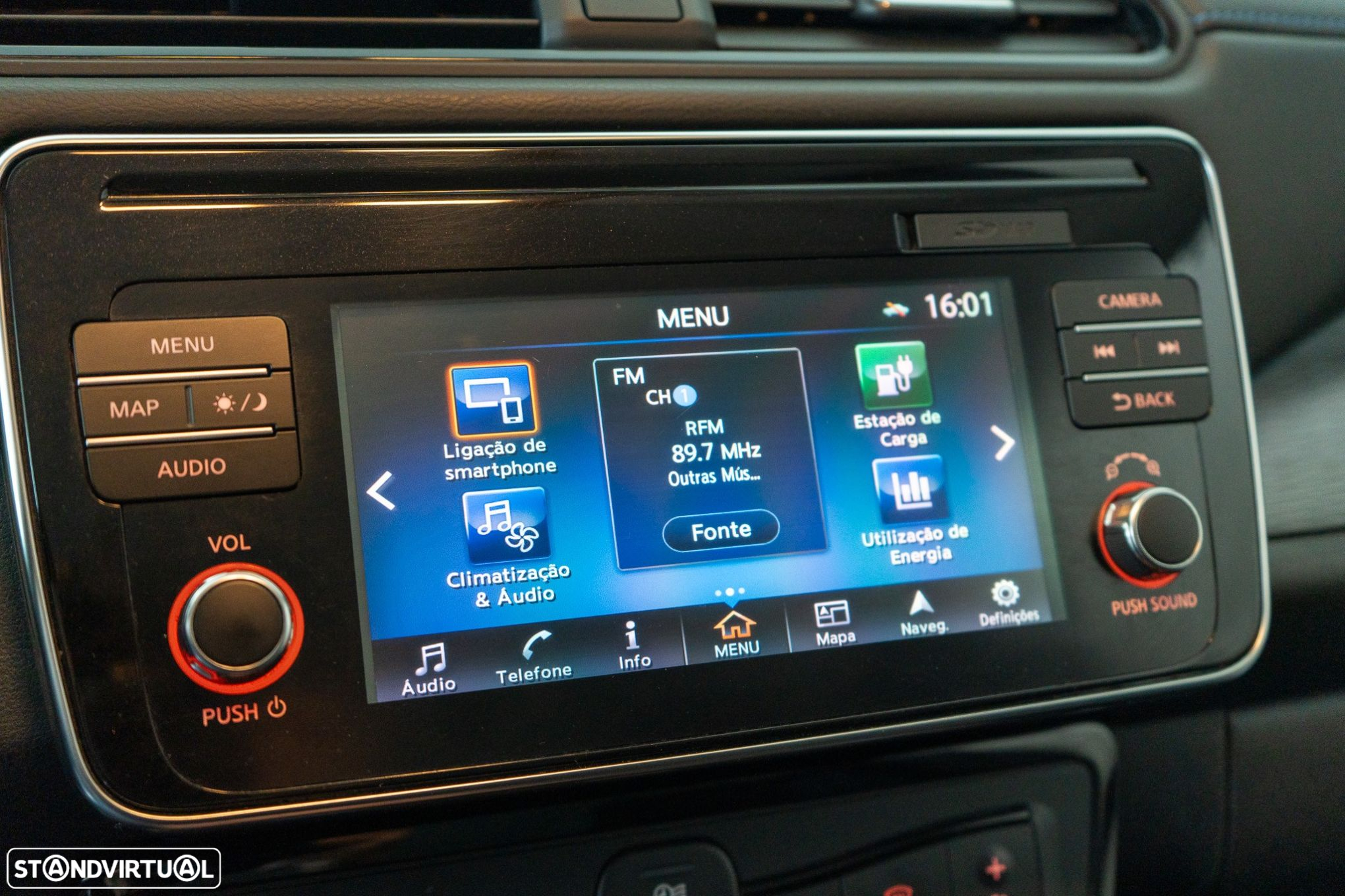 Nissan Leaf N-Connecta - 21