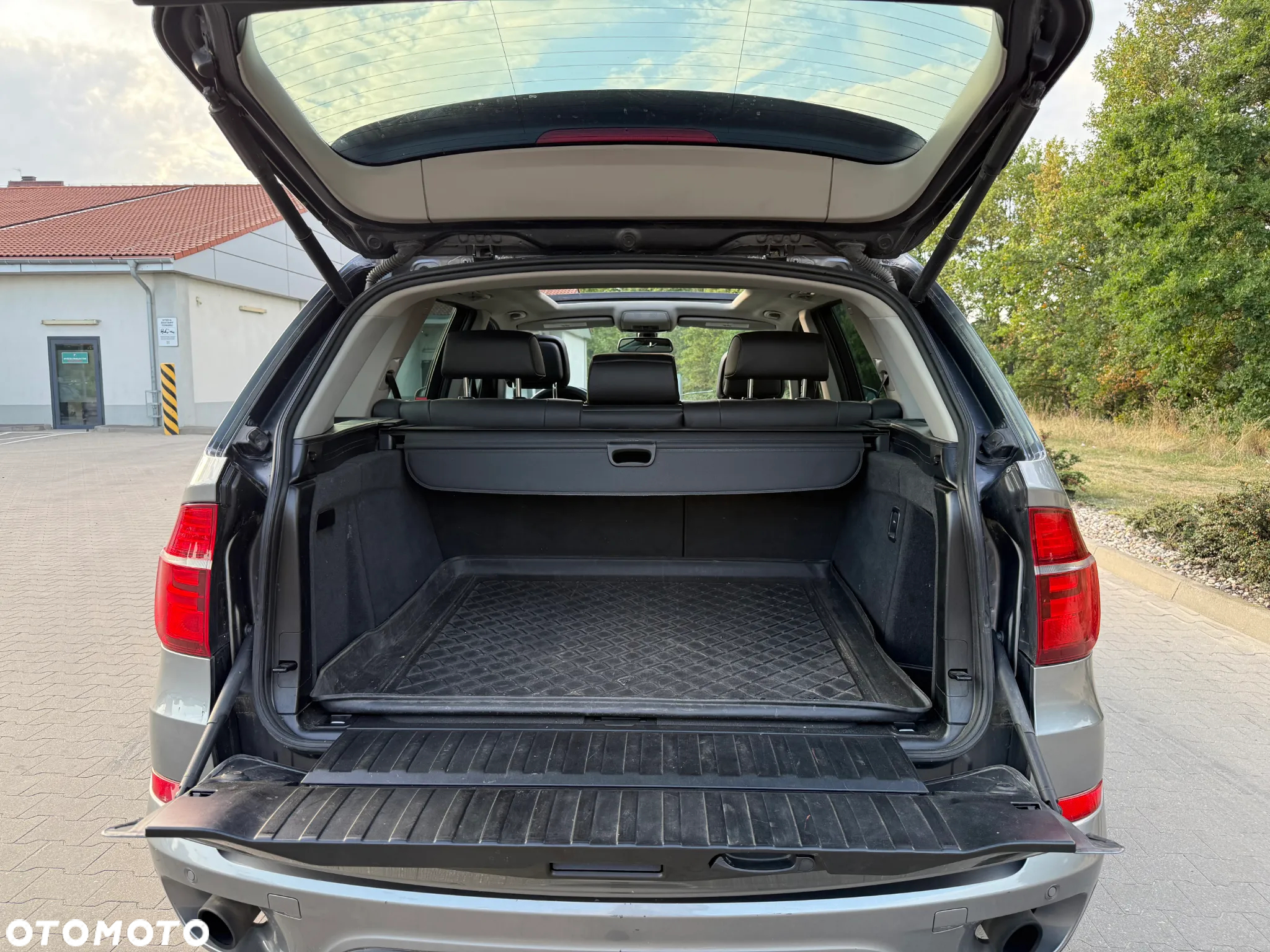 BMW X5 xDrive35i - 11