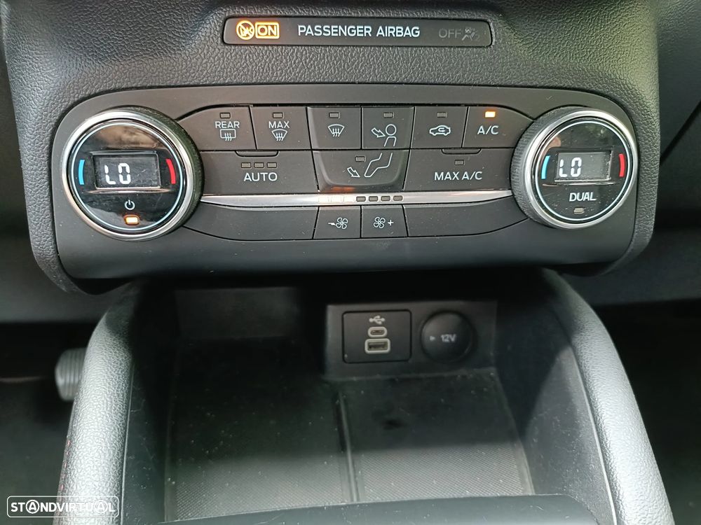 Ford Kuga 1.5 EcoBoost ST-Line - 17