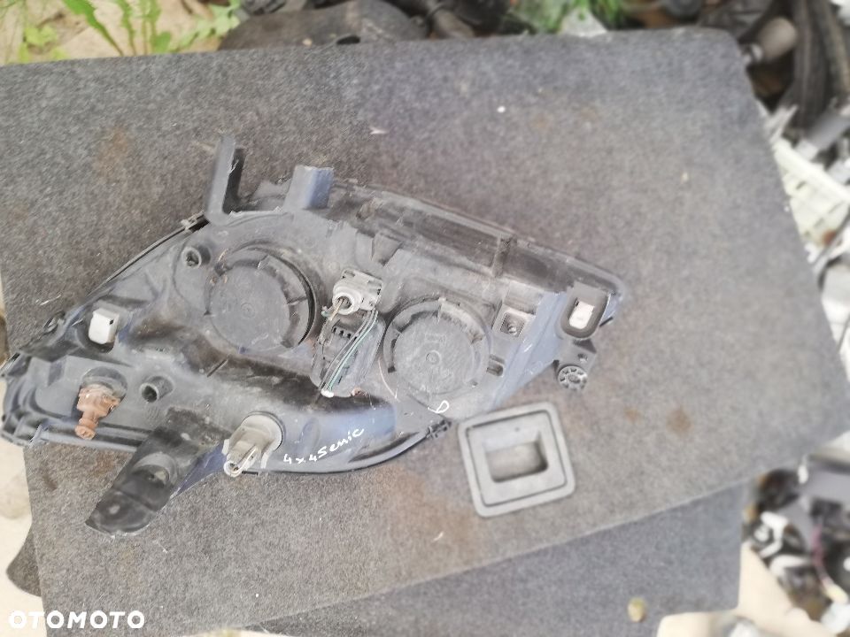 RENAULT SCENIC I LIFT LAMPA PRAWY PRZÓD EUROPA - 4