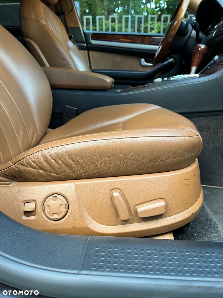 Audi A8 4.2 TDI L Quattro - 29