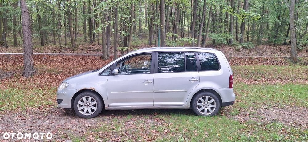 Volkswagen Touran - 3