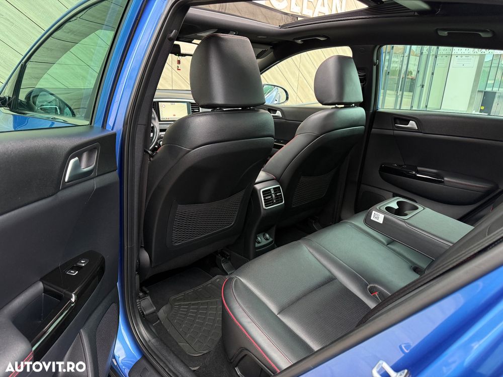 Kia Sportage 1.6 CRDI AWD Eco-Dynamics+ (48V M-H) DCT GT LINE - 23