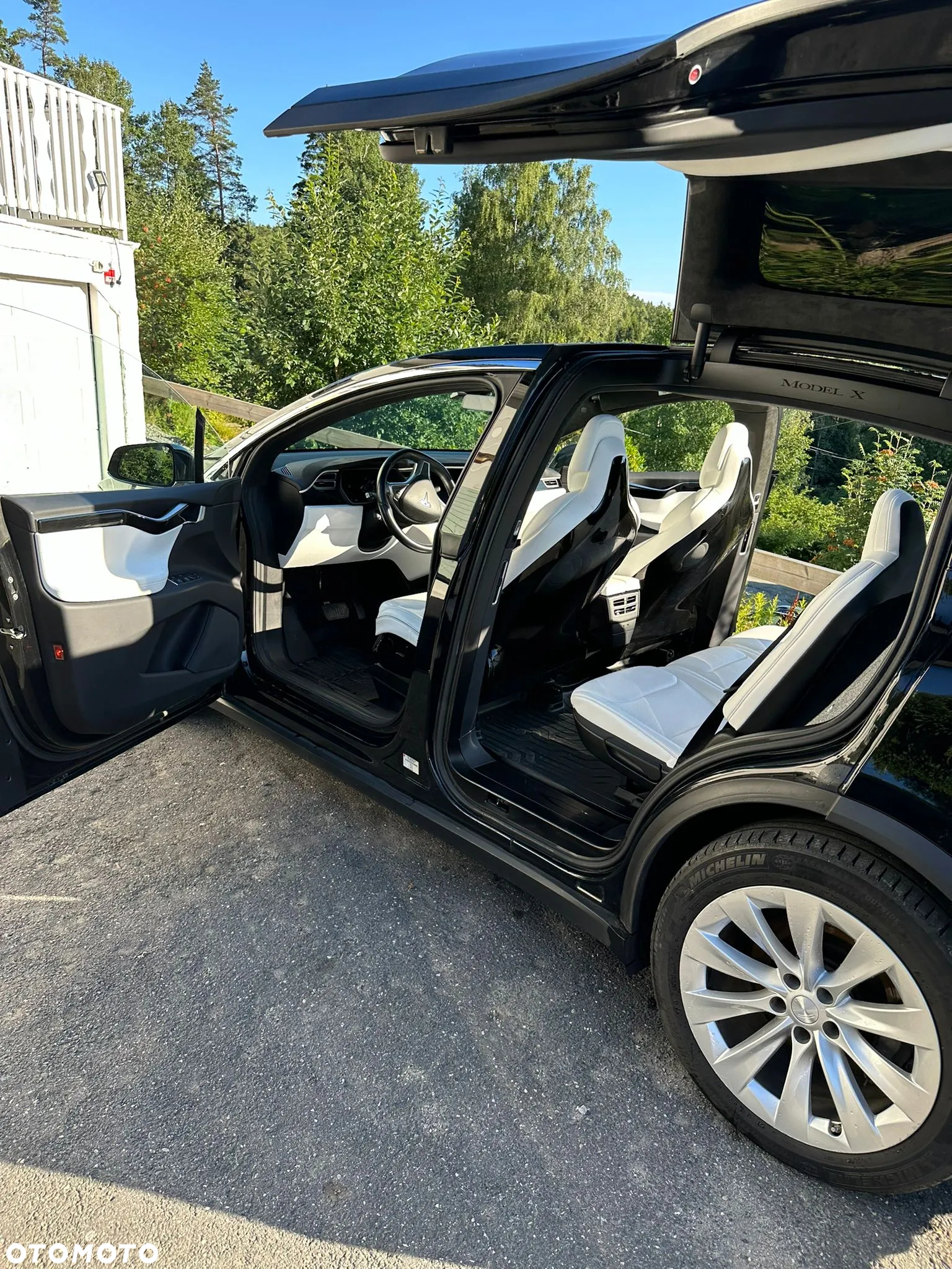 Tesla Model X Long Range Plus - 4