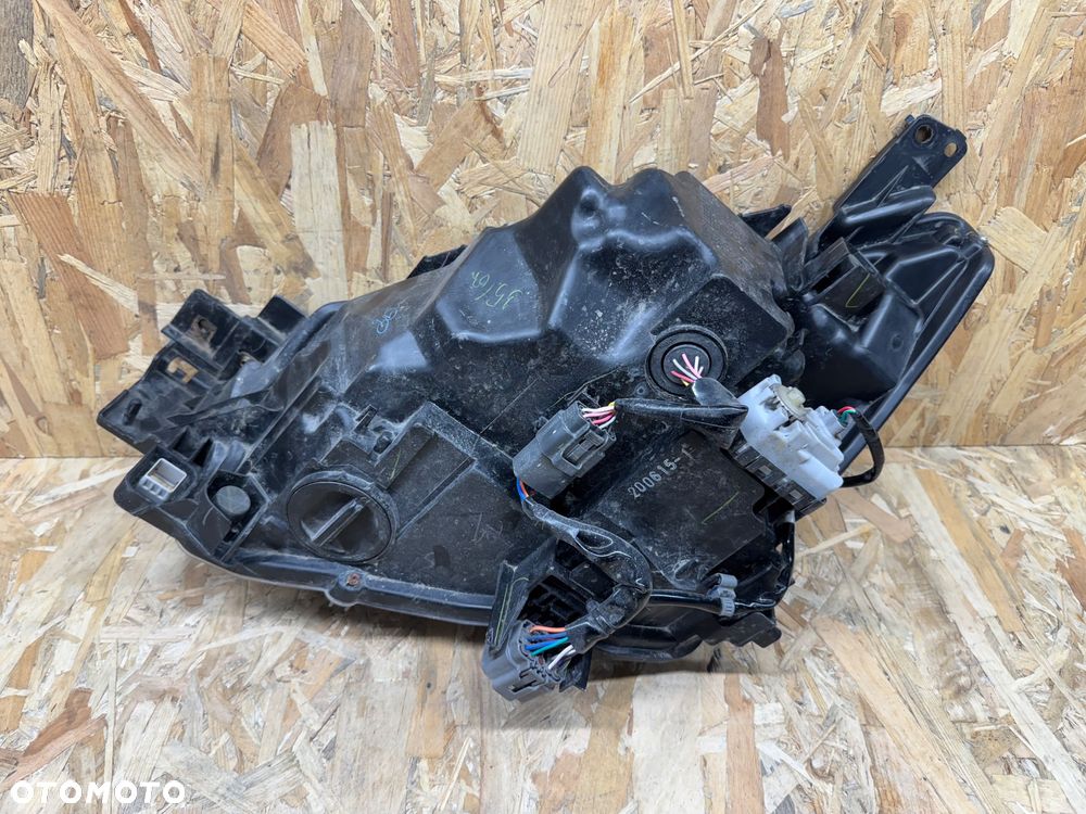 Przednia prawa lampa Mazda 2 full led - 3