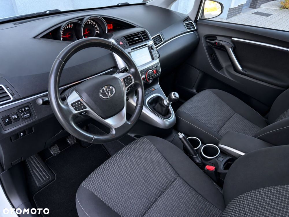 Toyota Verso 1.6 7-Sitzer Comfort - 15