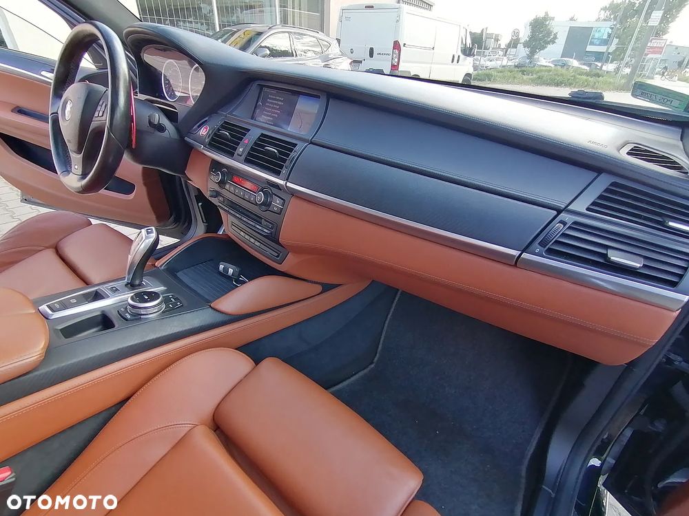BMW X6M ver-standard - 33