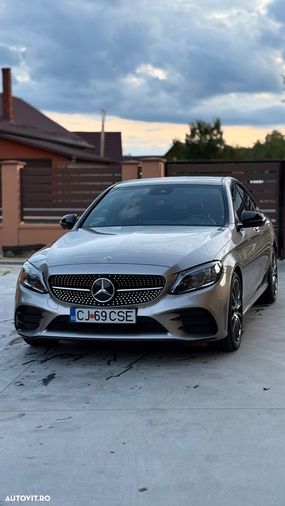 Mercedes-Benz C 200 4Matic 9G-TRONIC AMG Line - 1