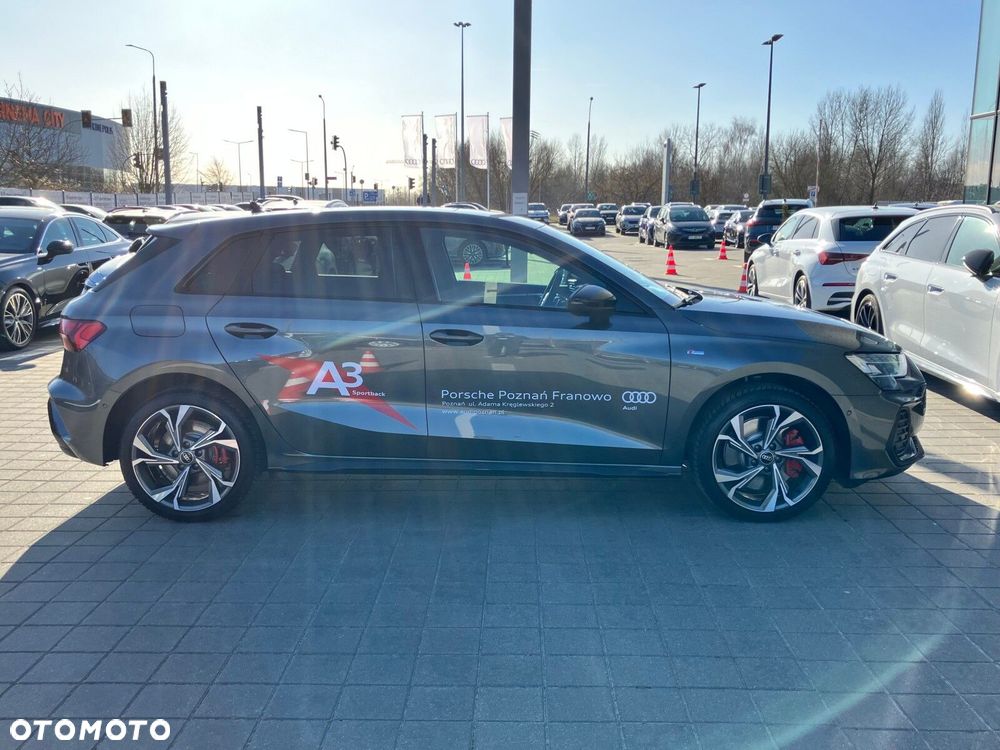 Audi A3 Sportback - 8