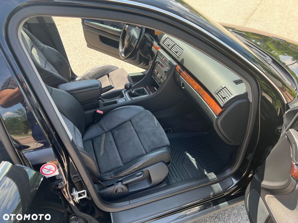 Audi A4 Avant - 14
