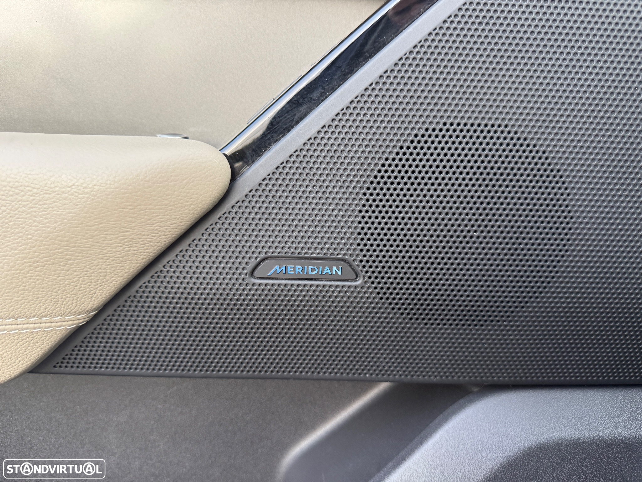 Land Rover Range Rover Velar 3.0 D R-Dynamic S - 26