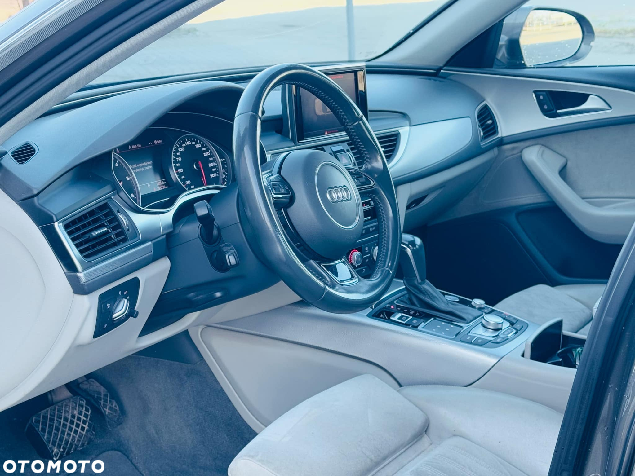 Audi A6 2.0 TDI ultra S tronic - 26