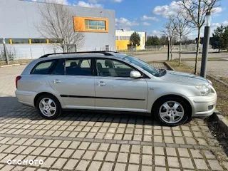 Toyota Avensis - 1