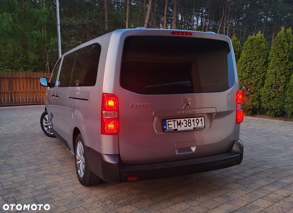 Peugeot Traveller 1.5 BlueHDi Long Business - 12