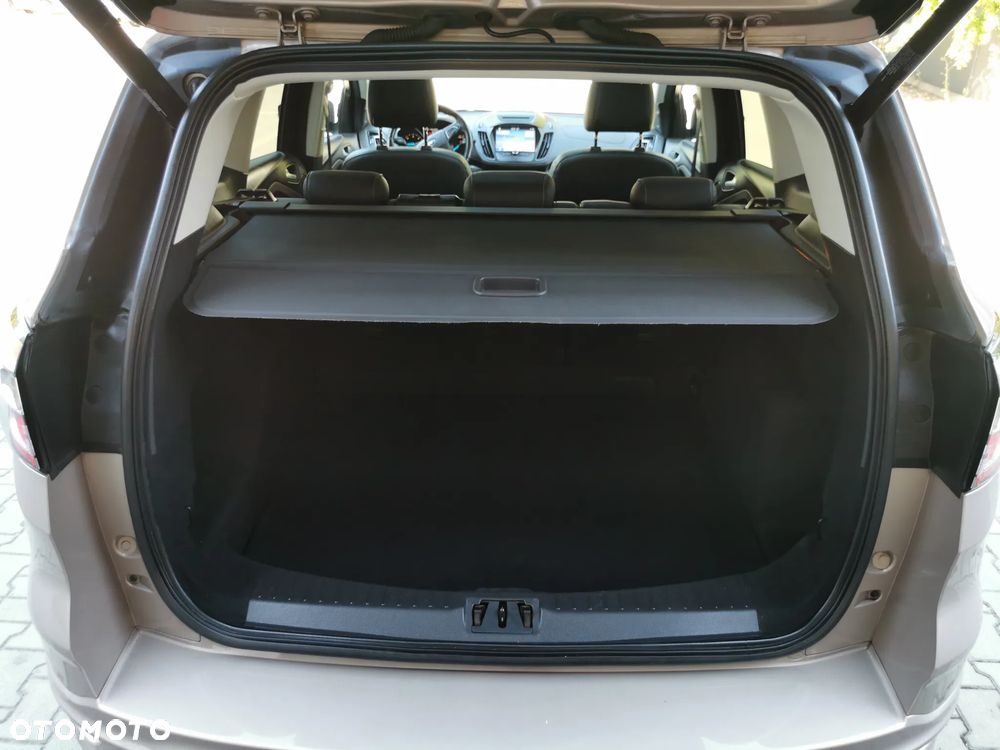 Ford Kuga Vignale 2.0 TDCi AWD - 25