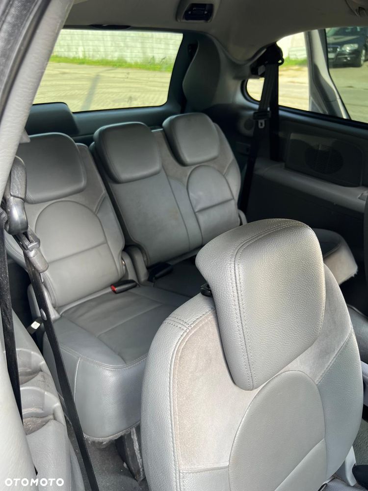 Chrysler Voyager - 18