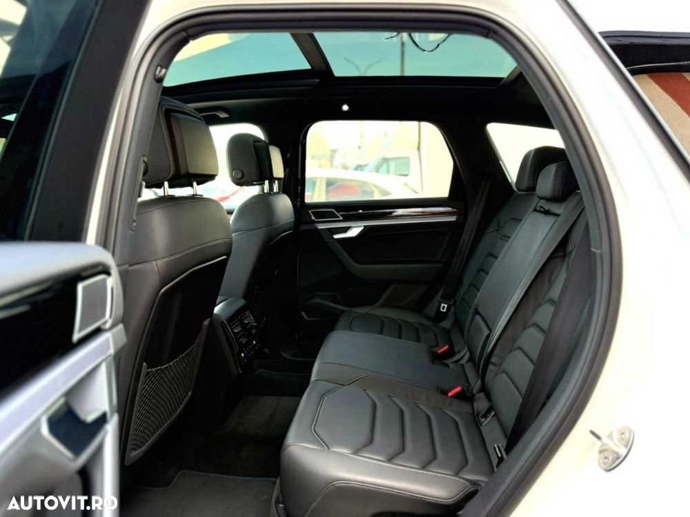 VOLKSWAGEN Touareg 2022 — imagine 18