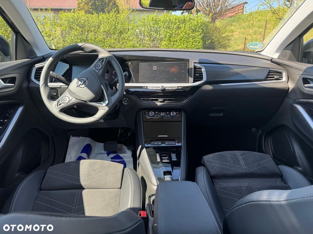 Opel Grandland X - 12
