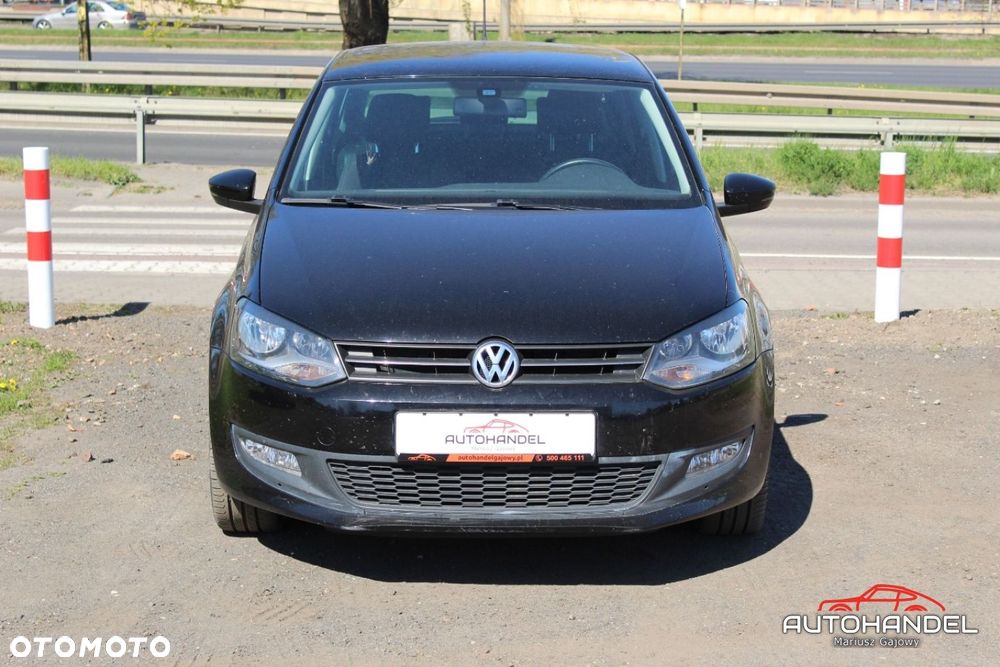 Volkswagen Polo - 2