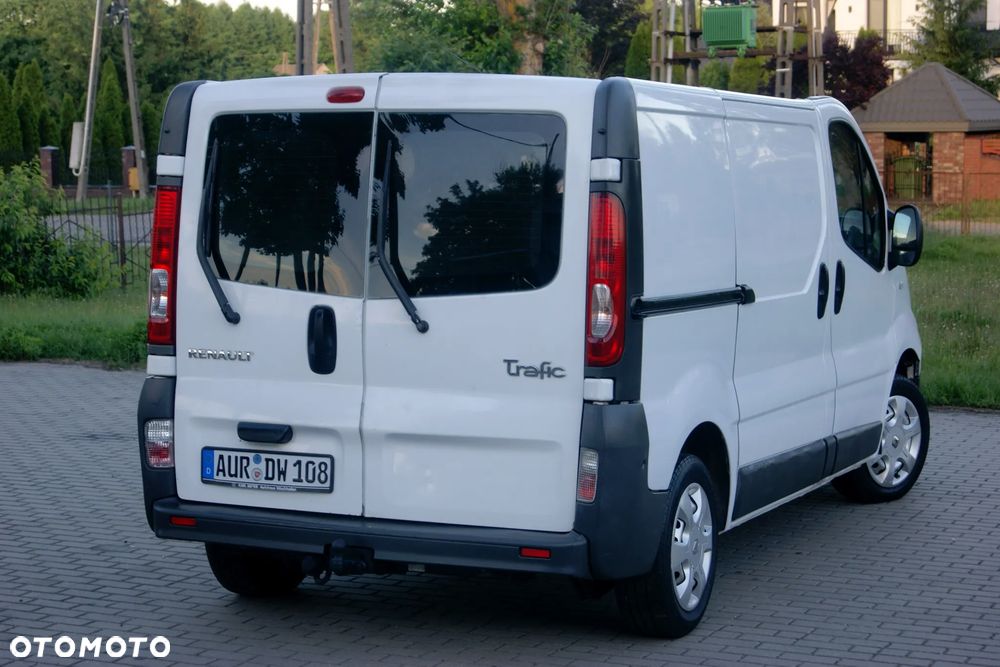 Renault TRAFIC - 11