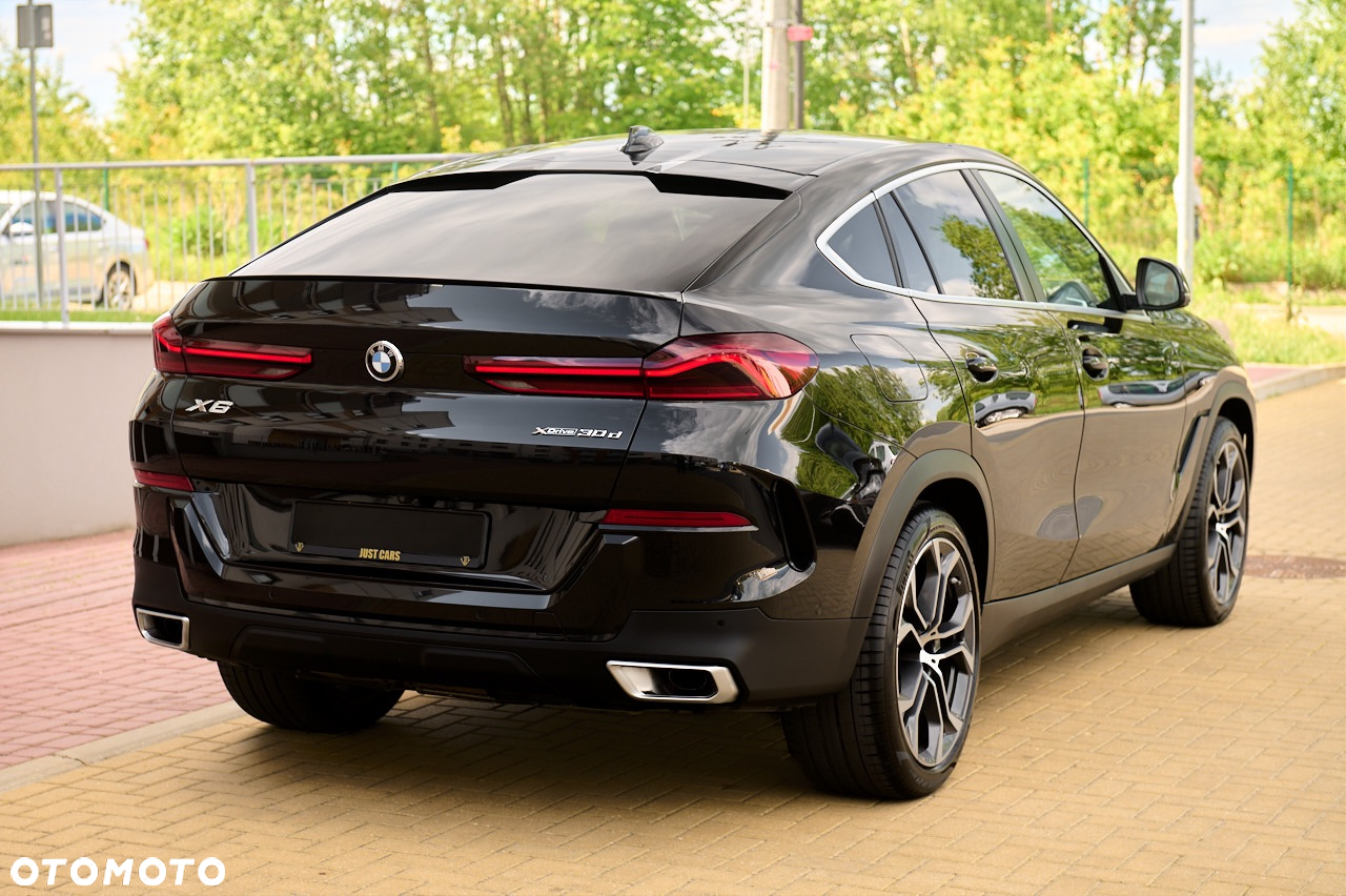 BMW X6 xDrive30d - 10