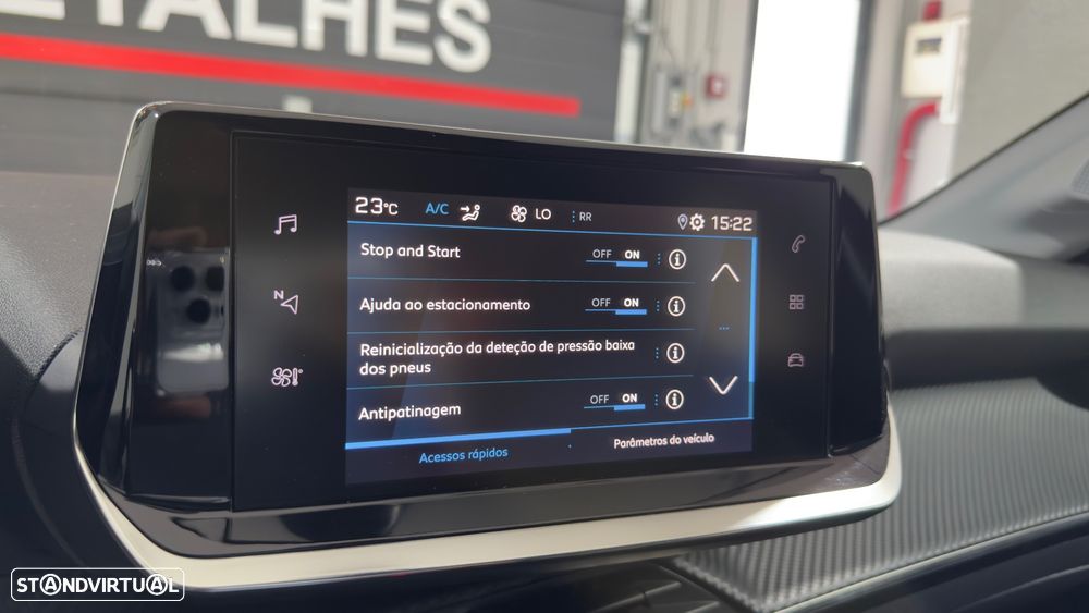 Peugeot 208 1.2 PureTech Allure - 28