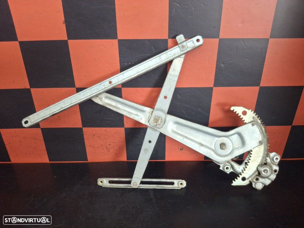 Elevador Frente Direito Toyota Dyna 250 - 2