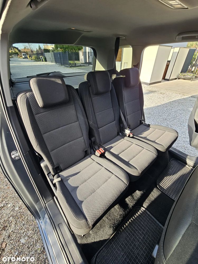 Volkswagen Touran 2.0 TDI BMT Comfortline DSG - 12